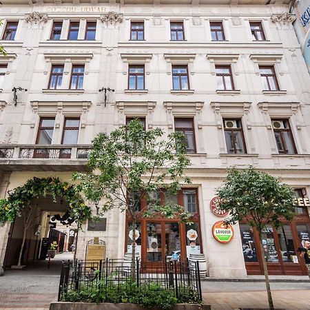 Ace Of Spades Gozsdu Budapest Exterior foto
